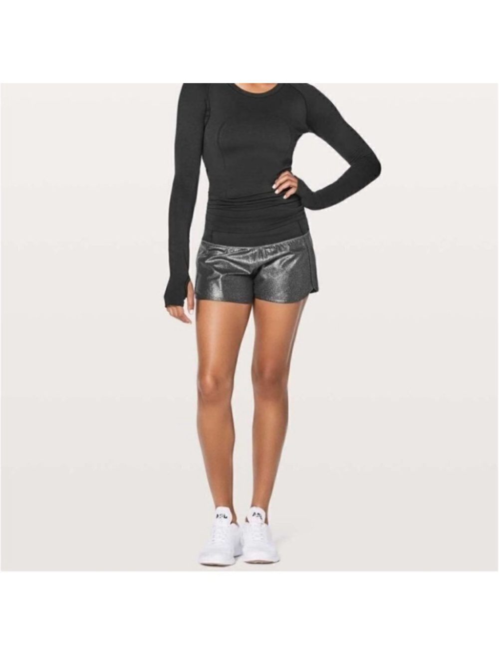 Lululemon Run Times Short II 4"Luminosity Foil Print Black Silver sz 4